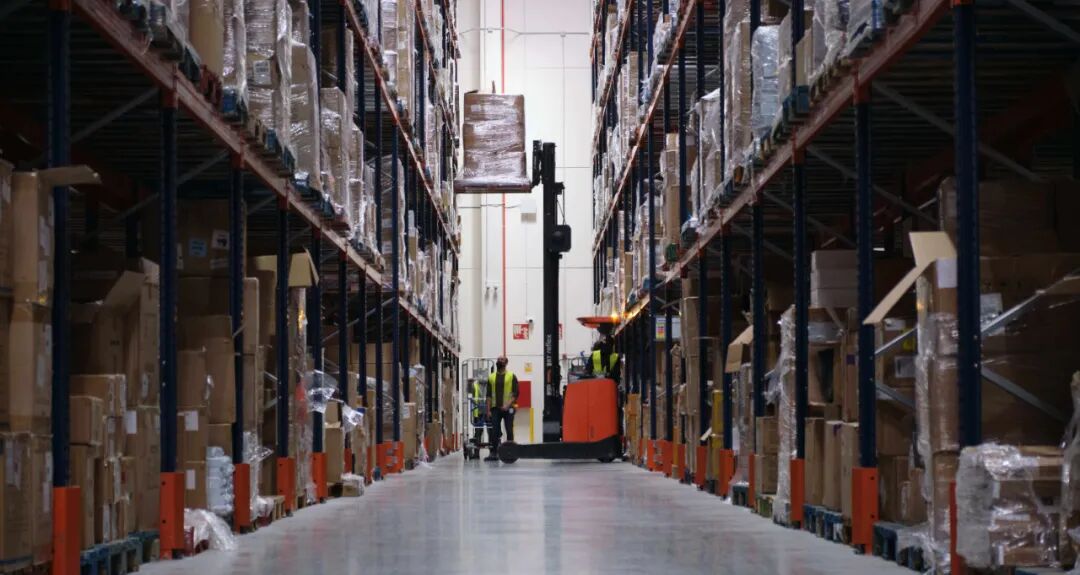 仓库管理的隐形战场:货位规划如何唤醒沉睡的效率 仓库管理的隐形战场:货位规划如何唤醒沉睡的效率